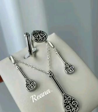 Национальные украшения