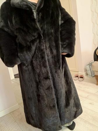 Продам натуральную норковую шубу
