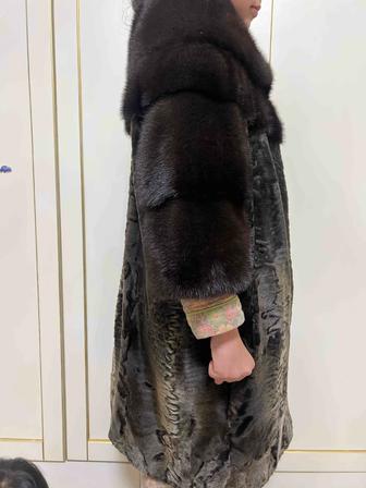 Продам натуральную шубу