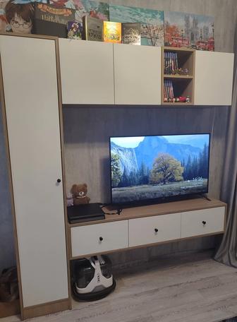 Продам тумбу под телевизор