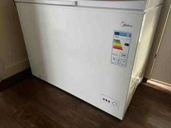 Морозильный ларь Midea HS-384C/