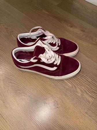 Продам замшевые кеды vans old skool