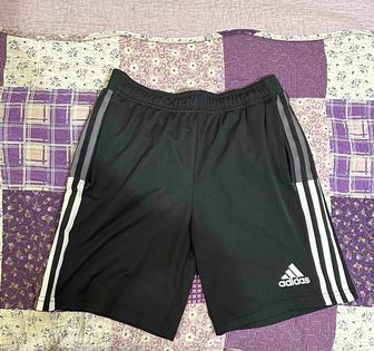 Продам шорты adidas