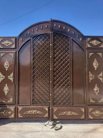 Покраска Ворот, Ворота Бояу