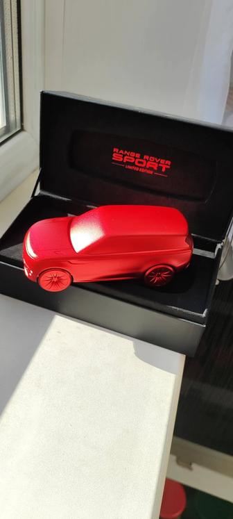Новая модель Range Rover Sport Limited Edition, цвет красный, алюминий