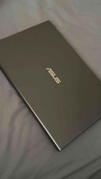 Ноутбук ASUS2023