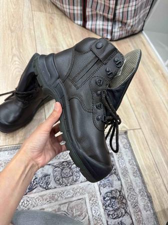 Рабочие ботинки с железным носиком, производство Индонезия