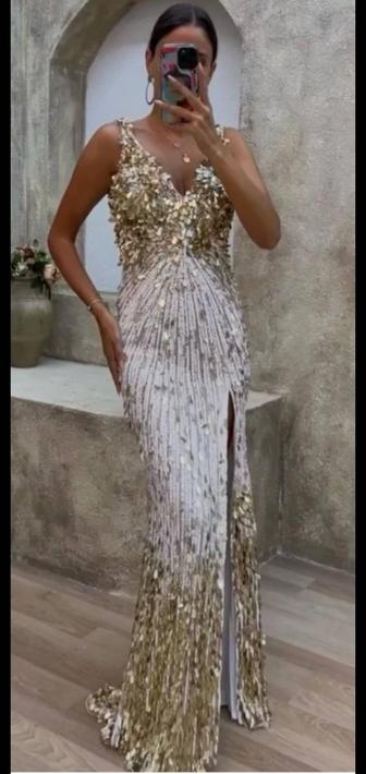 Сдам вечерние платья напрокат