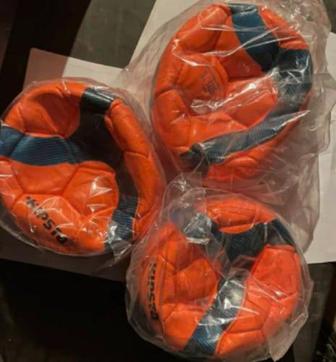 Продам футбольный мяч