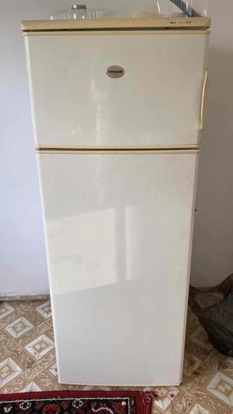 Холодильник