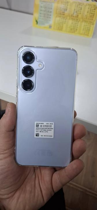 Продам телефон Samsung Galaxy S 25 5 G 256 gb.