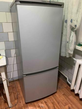 Продам холодильник Бирюса