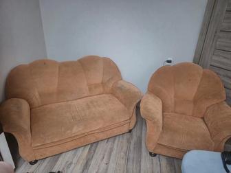 Продам диван с креслом