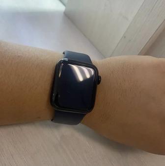 Продам срочно часы Apple Watch
