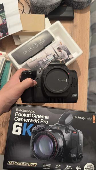 Продается кинокамера Blackmagic Pocket Cinema Camera 6K Pro. СРОЧНО