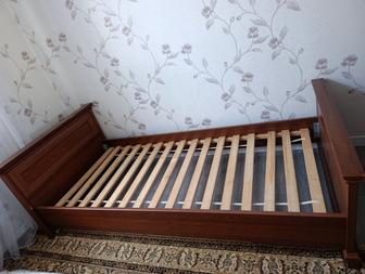Срочно продам две одинаковые кровати