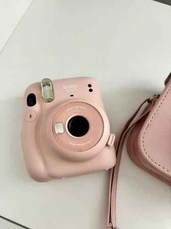 Instax фотоаппарат