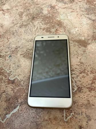 Продам смартфон Huawei