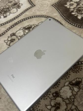 Продам Айпад