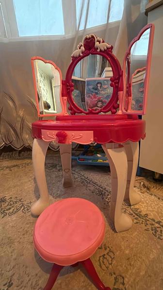 Трюмо детское