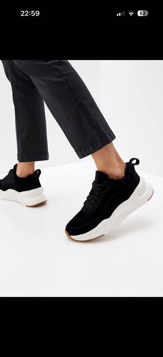 Зимние кроссовки от UGG