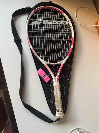 Продам теннисную ракетку Babolat 23
