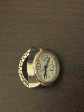 Перстень-часы