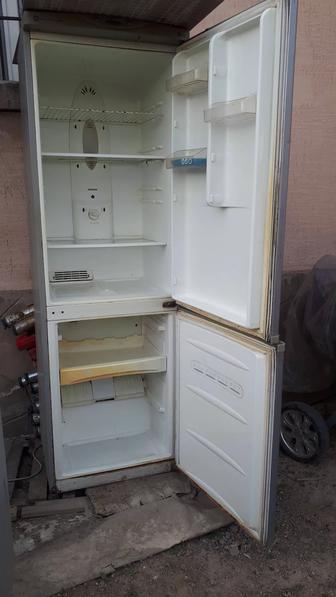 Холодильник