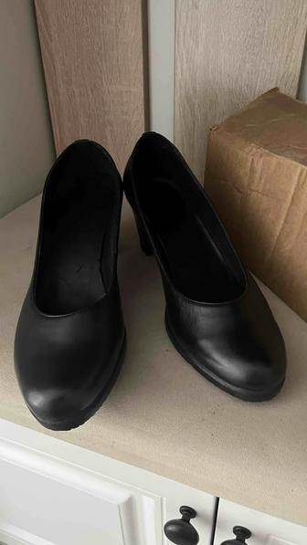 Обувь туфли