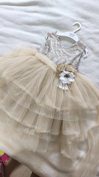 Детское платье на 3-4 года