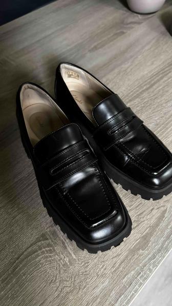 Лоферы Clarks