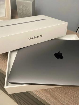 MacBook Air 13