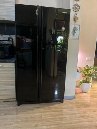 Продается кухонный гарнитур с техникой