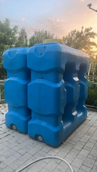 Емкости 2000 литров