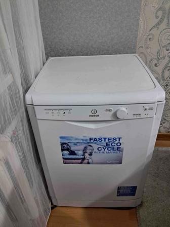 Посудомоечная машина Indesit