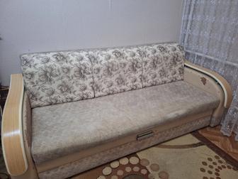 Отдам даром диван,самовывоз