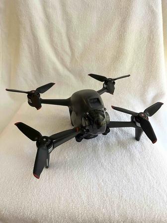Дрон DJI FPV