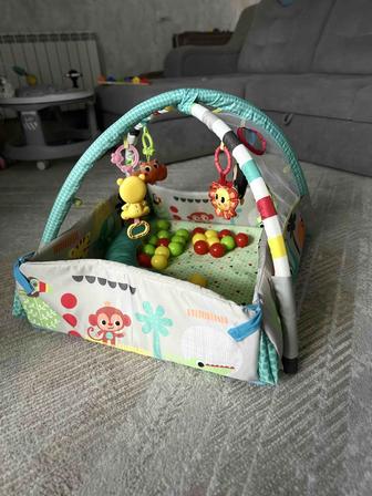 Продам развивающий коврик для малышей