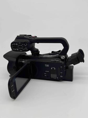 Видеокамера Canon XA11 Full HD