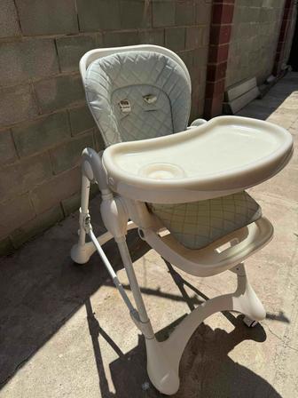 Детское кресло для кормления