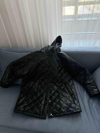 Продаю весеннюю куртку