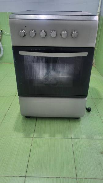 Газовая плита с духовкой