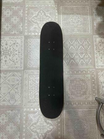 продам скейтборд