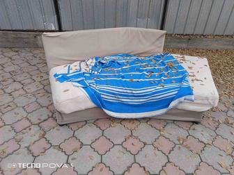 Отдам диван