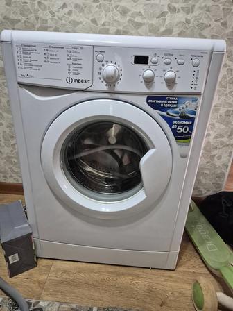 Продам стиральную машину