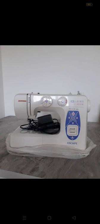 Продам швейную машинку Janome V-14 Escape