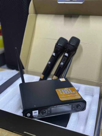 Беспроводной микрофон JBL
