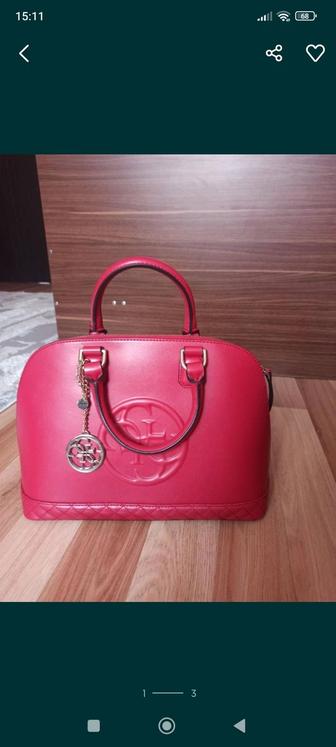 Продам новую сумку Guess оригинал