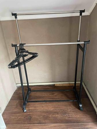 Вешалка напольная