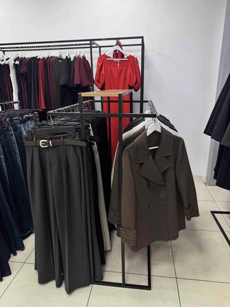 Продам оборудование, рейлы , вешалка для одежды